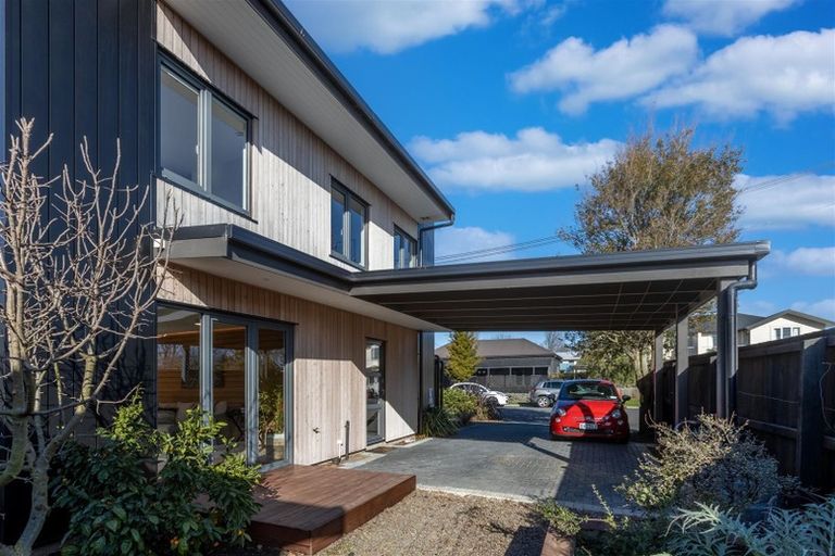 Photo of property in 11 Church Square, Addington, Christchurch, 8024