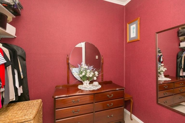 Photo of property in 71 Mould Street, Waitara, 4320