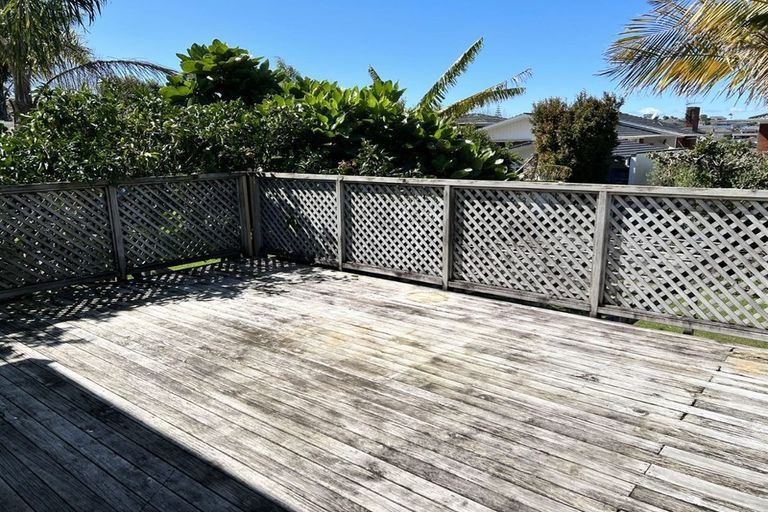 Photo of property in 239 Forrest Hill Road, Forrest Hill, Auckland, 0620