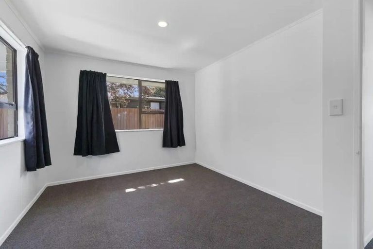 Photo of property in 87 Norfolk Crescent, Otaki Beach, Otaki, 5512