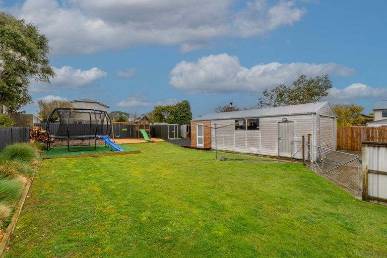 Photo of property in 16 Cargill Street, Waikiwi, Invercargill, 9810