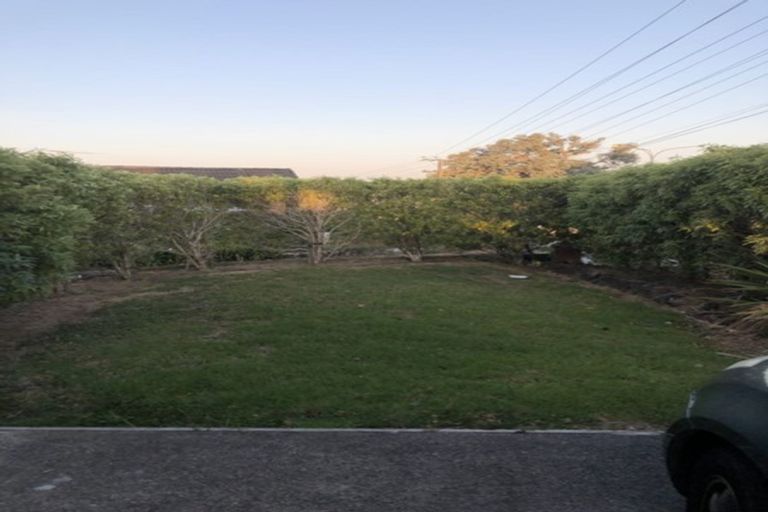 Photo of property in 116 Pupuke Road, Hillcrest, Auckland, 0627