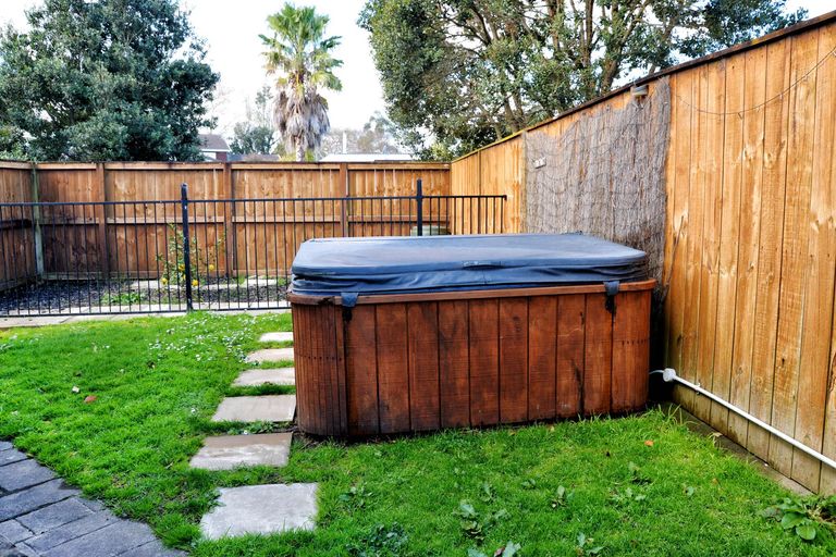 Photo of property in 166 Carnoustie Drive, Wattle Downs, Auckland, 2103