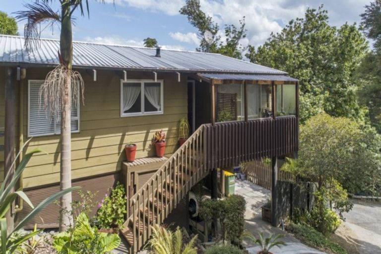 Photo of property in 2/37 Glamorgan Drive, Torbay, Auckland, 0630