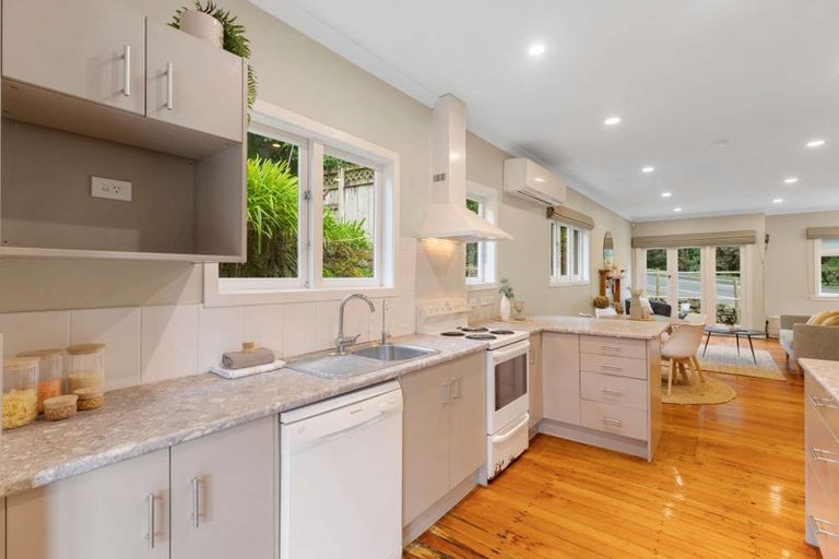 Photo of property in 75 Hatea Drive, Regent, Whangarei, 0112