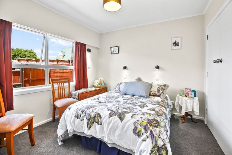 Photo of property in 31 Storey Avenue, Forest Lake, Hamilton, 3200