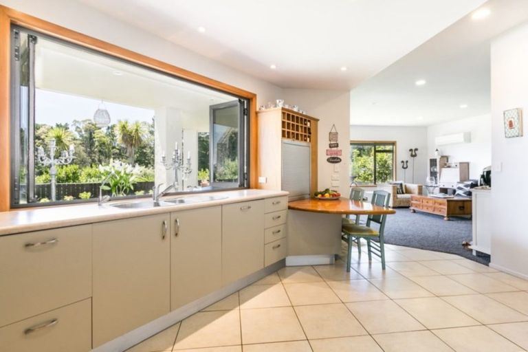 Photo of property in 54 Hikanui Drive, Havelock North, 4130