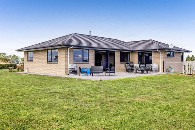 Photo of property in 657 Eltham Road, Mangatoki, Stratford, 4391