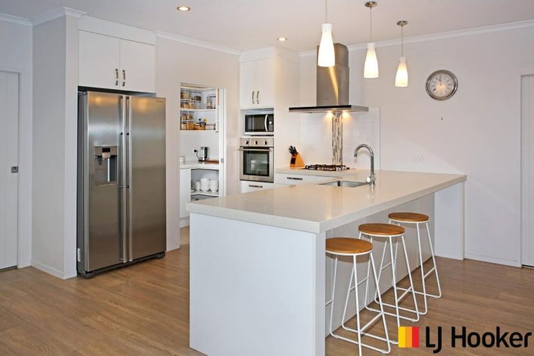 Photo of property in 26 Helenslee Road, Pokeno, 2402