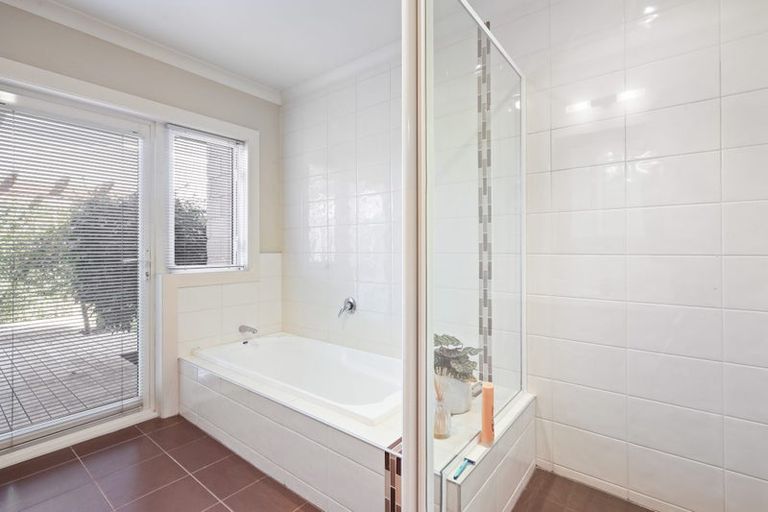 Photo of property in 3 Holiday Drive, Mairehau, Christchurch, 8052