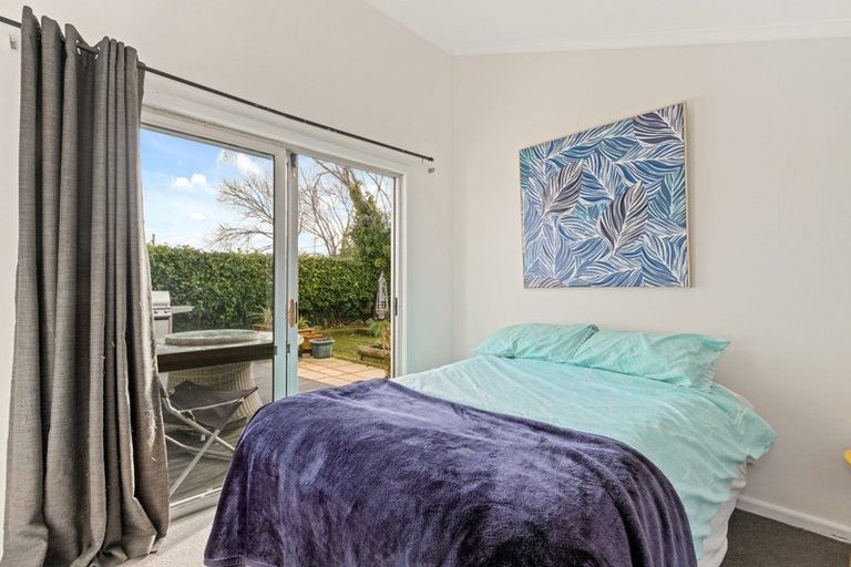 Photo of property in 41 Marriotts Road, North New Brighton, Christchurch, 8083