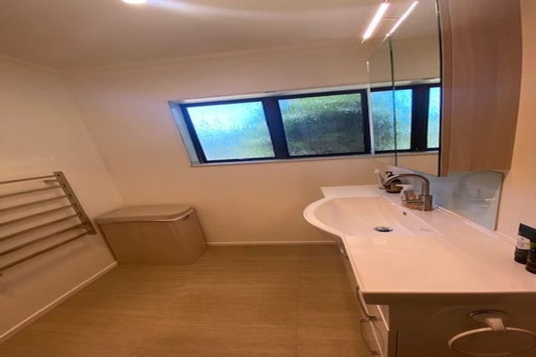 Photo of property in 38 Scott Road, Stanmore Bay, Whangaparaoa, 0932