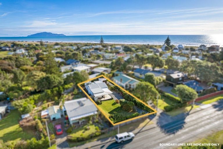 Photo of property in 29 Rangiuru Road, Otaki Beach, Otaki, 5512