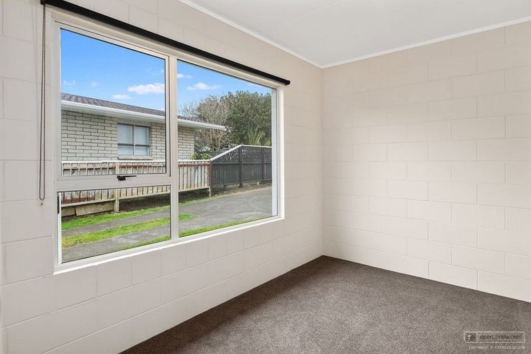 Photo of property in 1/52 Bayly Street, Waitara, 4320