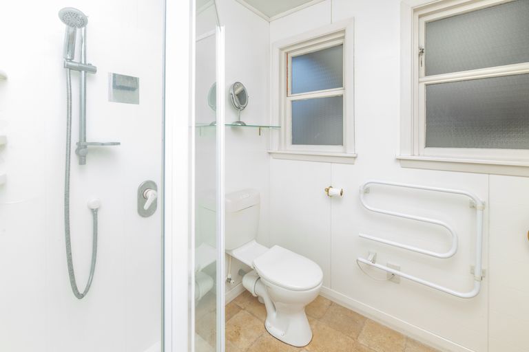 Photo of property in 165 Grahams Road, Burnside, Christchurch, 8053