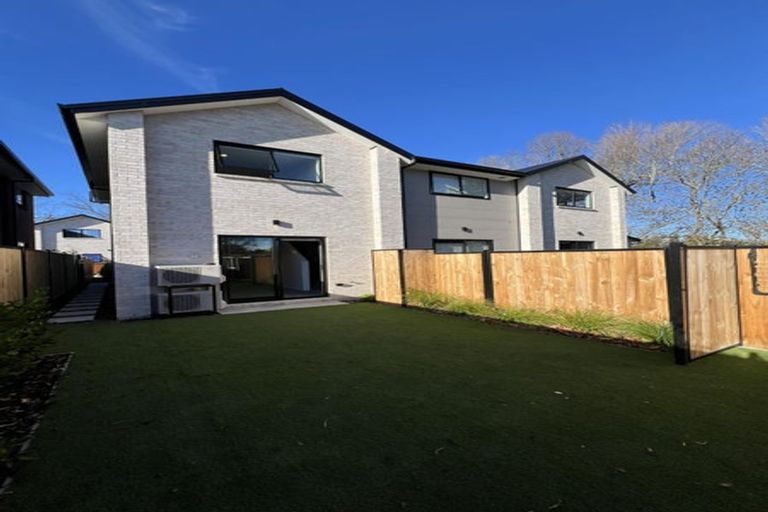 Photo of property in 1/9 Matata Place, Dallington, Christchurch, 8061