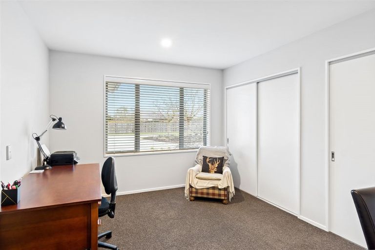 Photo of property in 84 Preston Avenue, West Melton, 7618