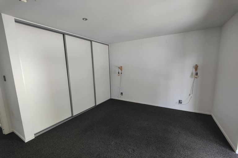 Photo of property in 2/146 Soleares Avenue, Mount Pleasant, Christchurch, 8081