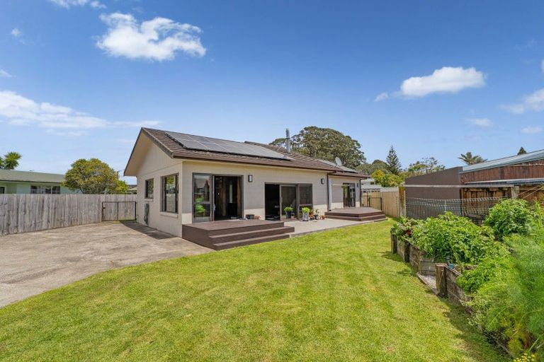 Photo of property in 53 Catherine Crescent, Whitianga, 3510