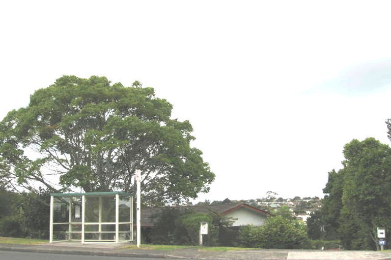 Photo of property in 2/51 Juniper Road, Sunnynook, Auckland, 0620