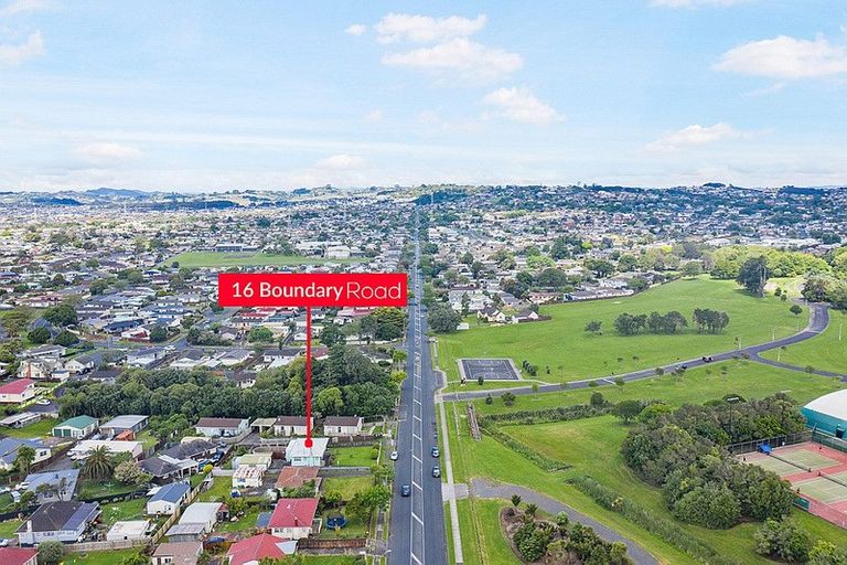 Photo of property in 16 Boundary Road, Clover Park, Auckland, 2019