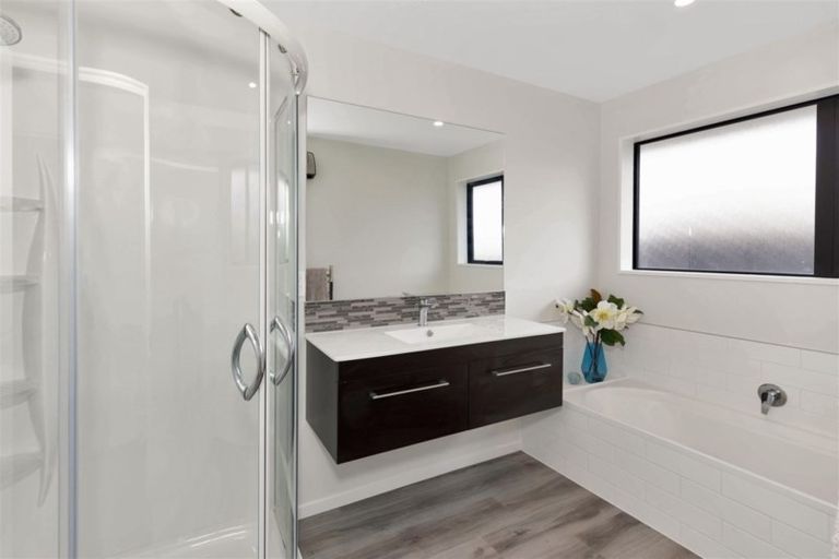 Photo of property in 6 Rosewood Drive, Amberley, 7410