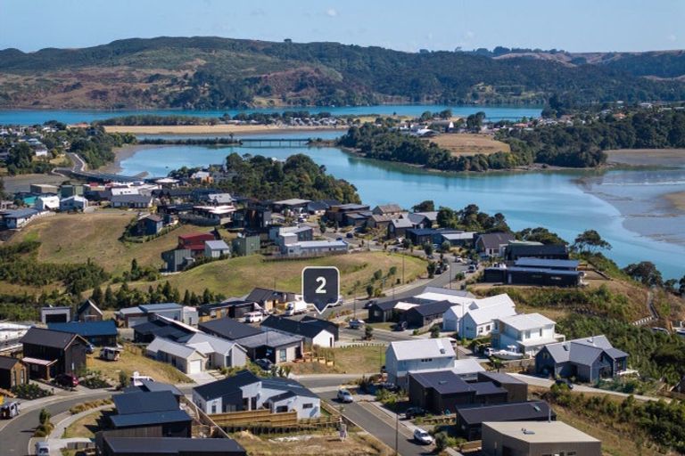 Photo of property in 2 Tunarau Street, Raglan, 3225