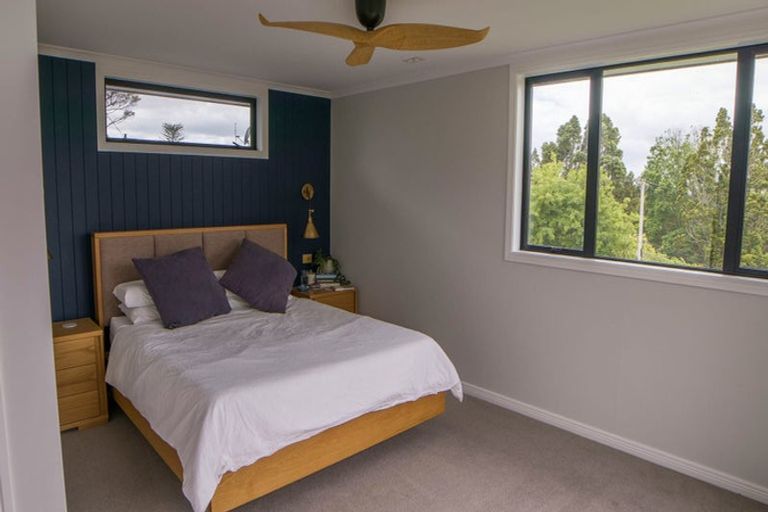 Photo of property in 50b Rangatira Road, Beach Haven, Auckland, 0626