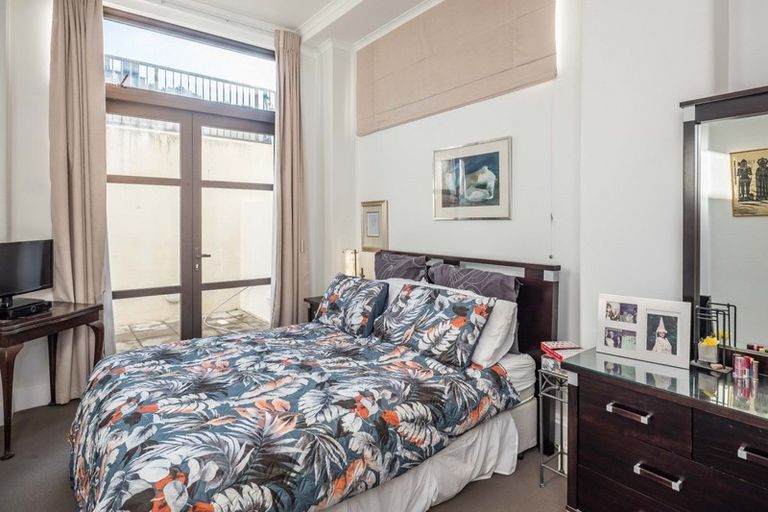 Photo of property in Augusta Apartments, 12/254 Willis Street, Te Aro, Wellington, 6011