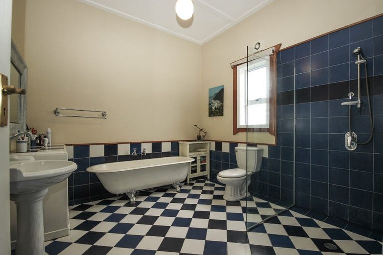 Photo of property in 46 Higginson Street, Otane, 4202