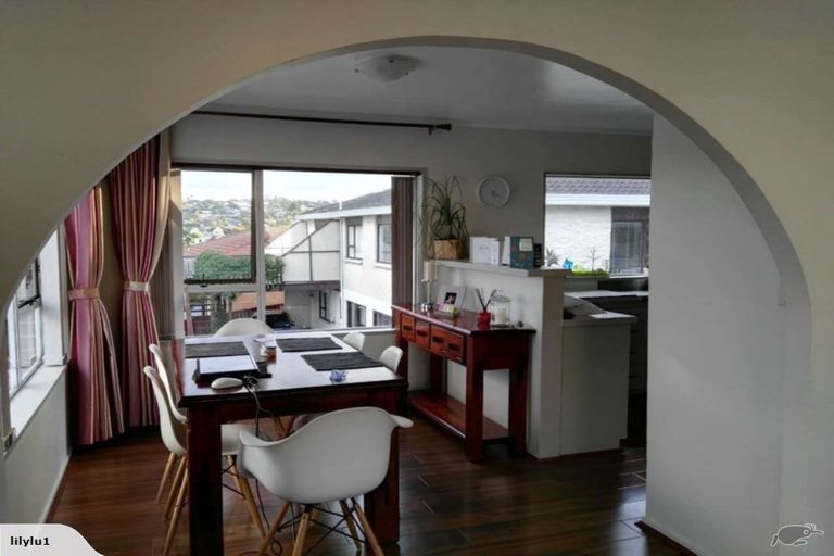 Photo of property in 184 Stapleford Crescent, Browns Bay, Auckland, 0630