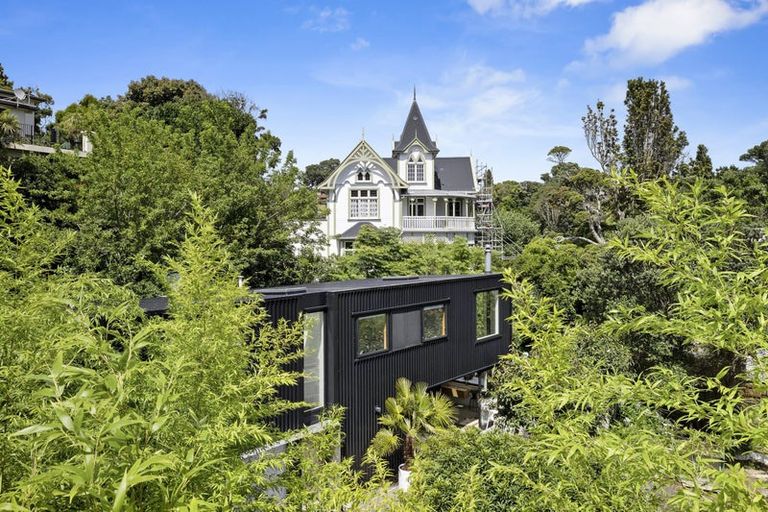 Photo of property in 76 Cutfield Road, New Plymouth, 4310