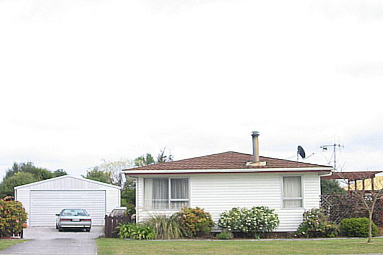 Photo of property in 74 Grace Crescent, Richmond Heights, Taupo, 3330