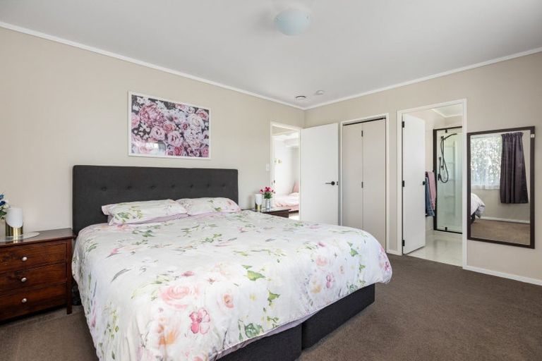 Photo of property in 73 Osprey Drive, Welcome Bay, Tauranga, 3112