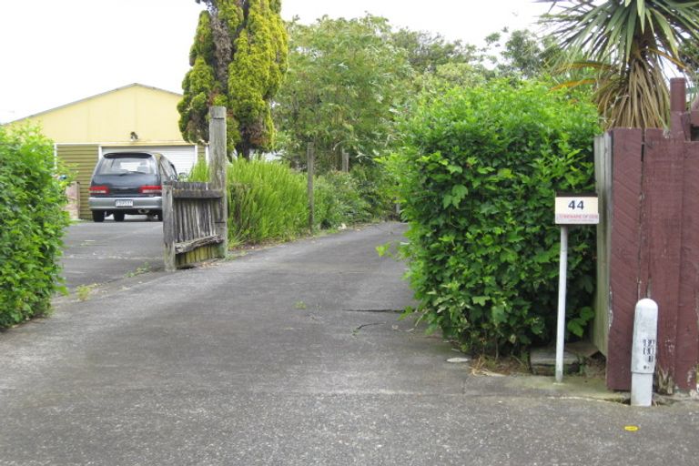 Photo of property in 44 Cape Road, Mangere, Auckland, 2022