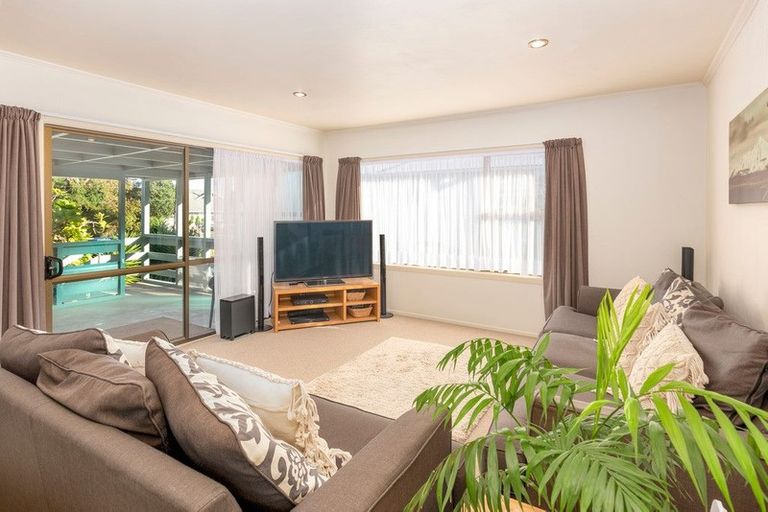 Photo of property in 34 Rothery Road, Hillpark, Auckland, 2102