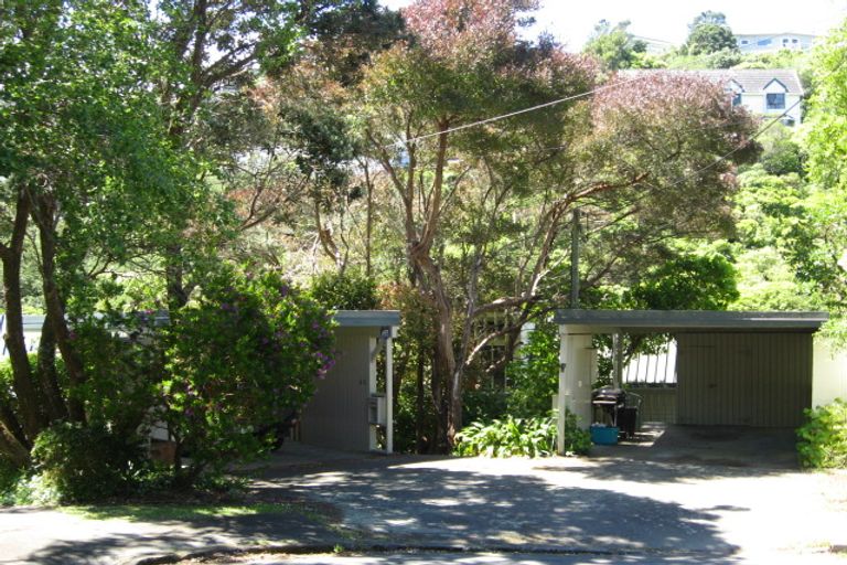 Photo of property in 11 Kamla Way, Khandallah, Wellington, 6035