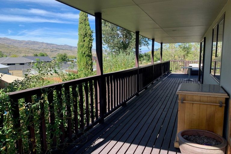 Photo of property in 8 Quartz Lane, Mount Pisa, Cromwell, 9383