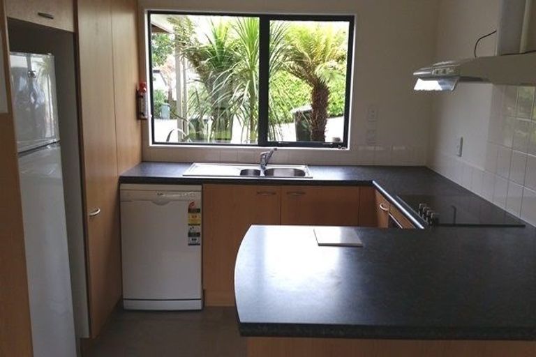 Photo of property in 4/548 Albany Highway, Albany, Auckland, 0632