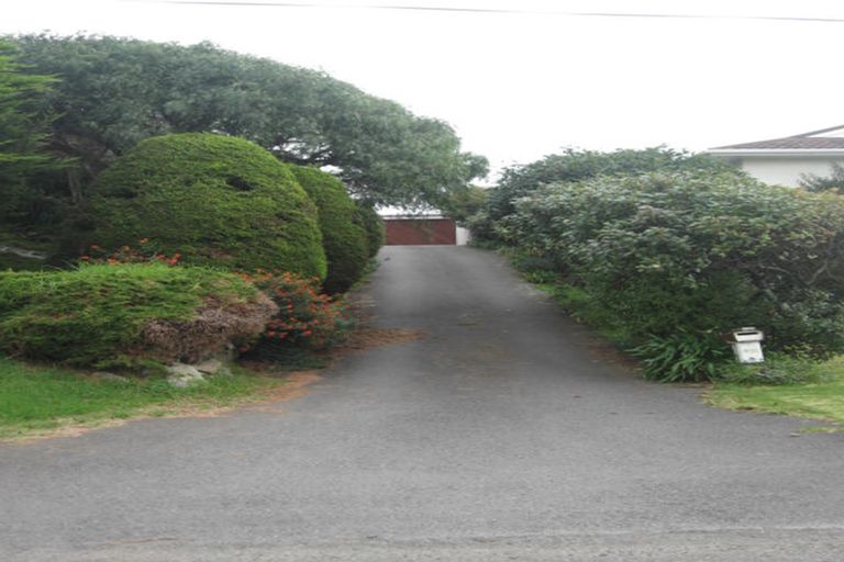 Photo of property in 135 Matatua Road, Raumati Beach, Paraparaumu, 5032