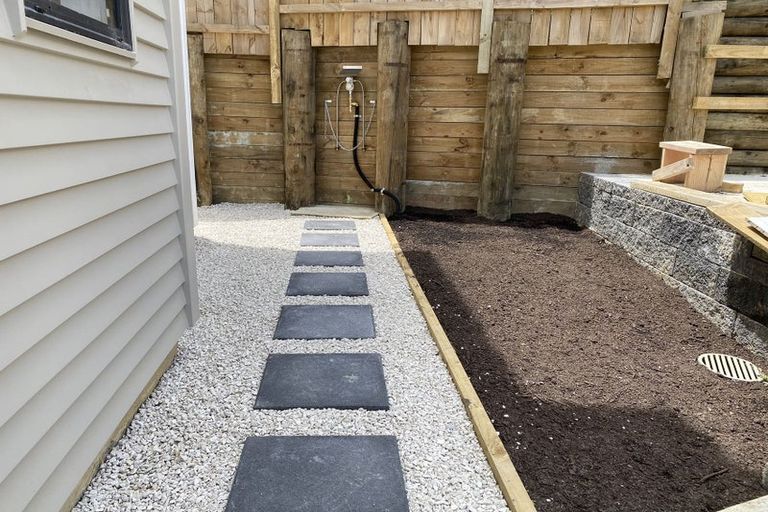 Photo of property in 28a Rotoma Rise, Clover Park, Auckland, 2019