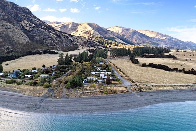 Photo of property in 12 Denniston Road, John Creek, Wanaka, 9382