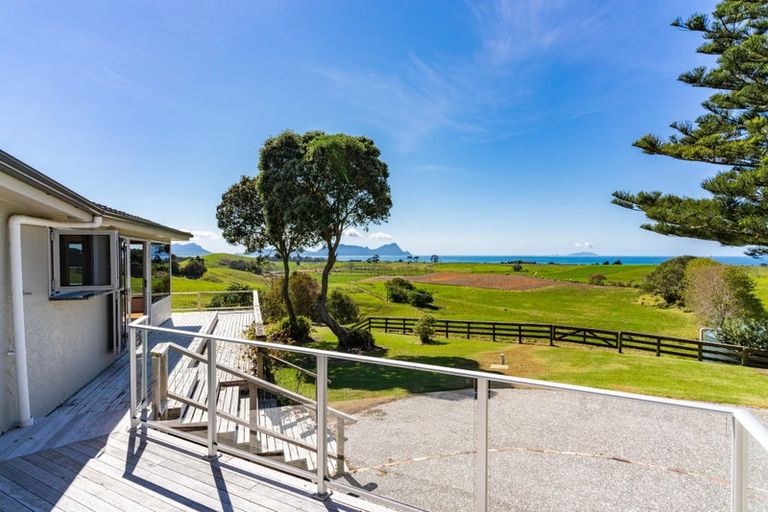 Photo of property in 211 Doctors Hill Road, Ruakaka, Waipu, 0582