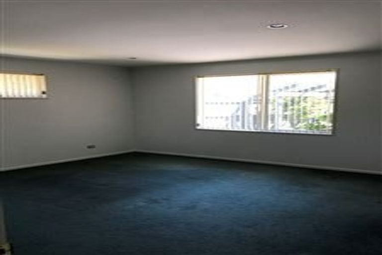 Photo of property in 10 Joe Burns Place, Wigram, Christchurch, 8042