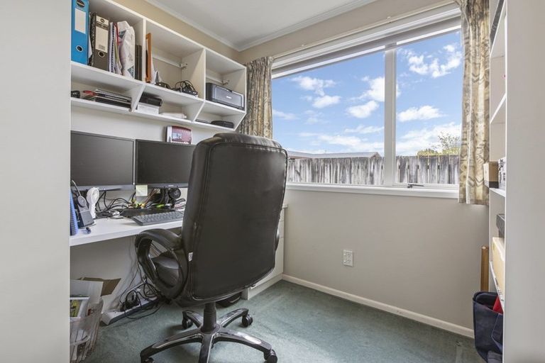 Photo of property in 10 Bandon Grove, Bell Block, New Plymouth, 4312