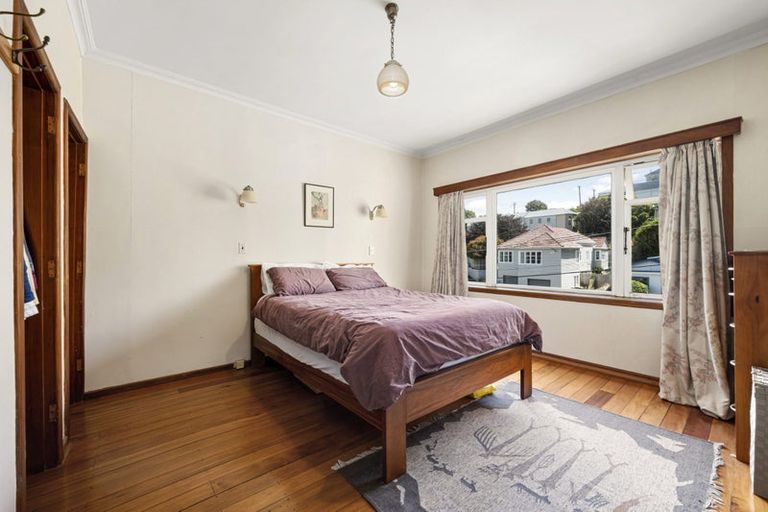 Photo of property in 39 Fortunatus Street, Brooklyn, Wellington, 6021