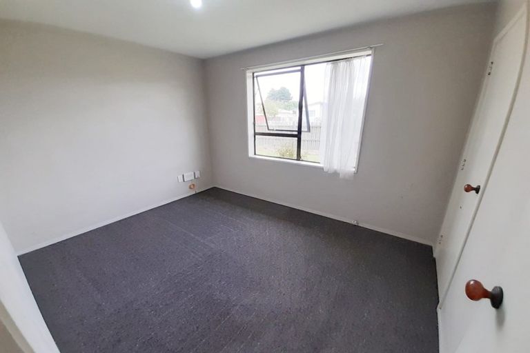 Photo of property in 57 Kuaka Crescent, Bromley, Christchurch, 8062