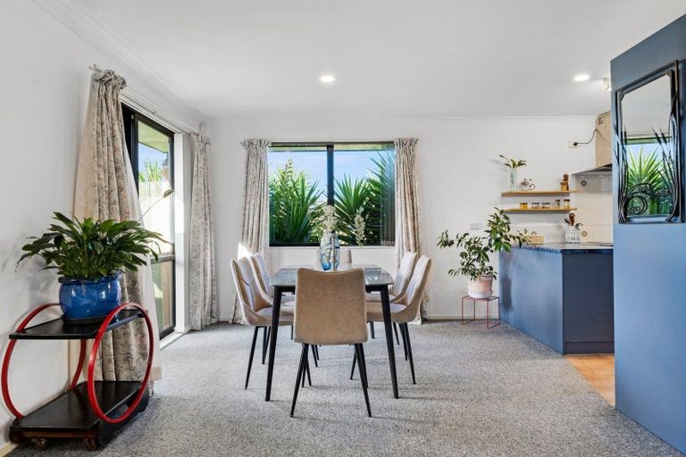 Photo of property in 17 Ruze Vida Drive, Massey, Auckland, 0614