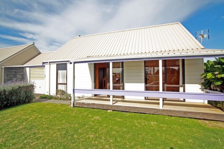 Photo of property in 44a Lantana Avenue, Bell Block, New Plymouth, 4312