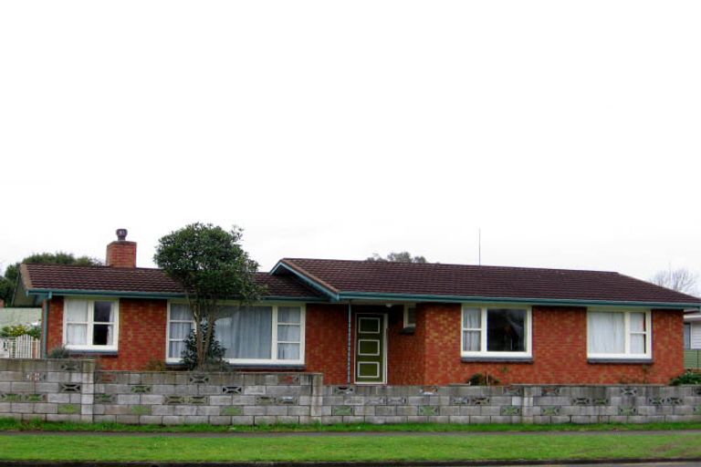 Photo of property in 74 Rugby Street, Awapuni, Palmerston North, 4412